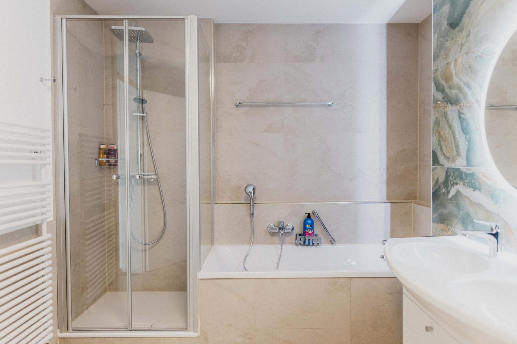 Luxury 4 Bedroom Apartment/Therme Erding/Parking Bagian luar foto